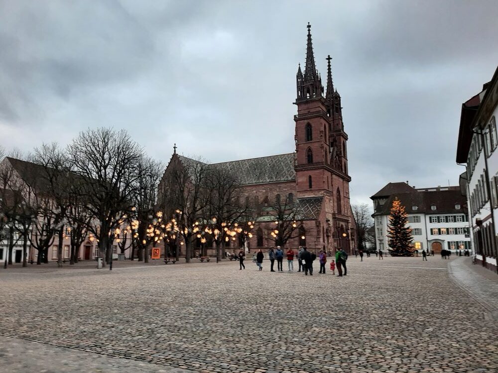 Munsterplatz - 2.jpg